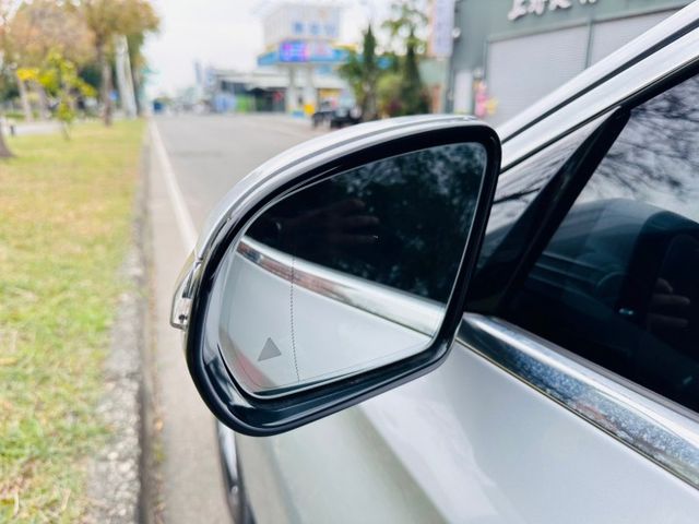 E-CLASS W213  第17張相片