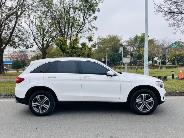 GLC-CLASS  第19張相片