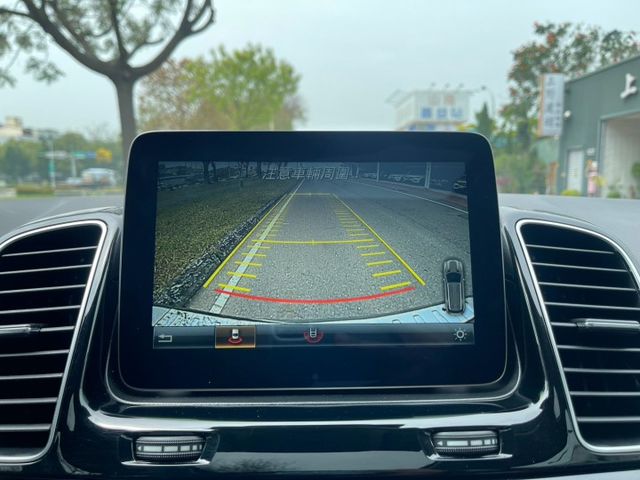 GLE-CLASS COUPE  第10張相片