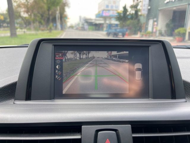 1 SERIES F20  第11張相片