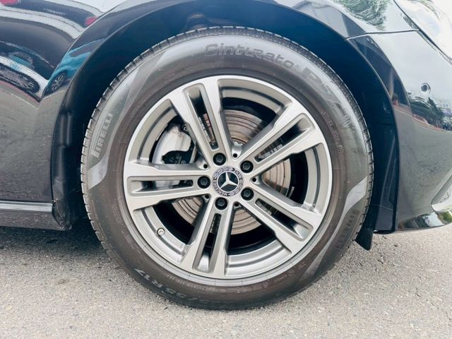 E-CLASS W213  第16張相片
