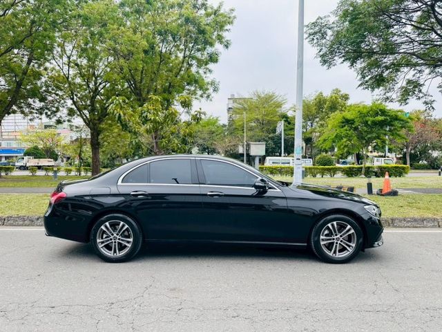 E-CLASS W213  第19張相片