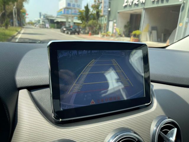B-CLASS W246  第9張相片