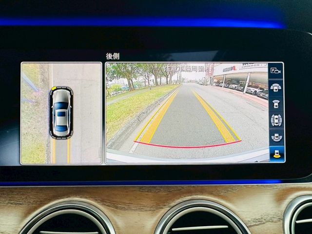 E-CLASS ESTATE S213  第8張相片