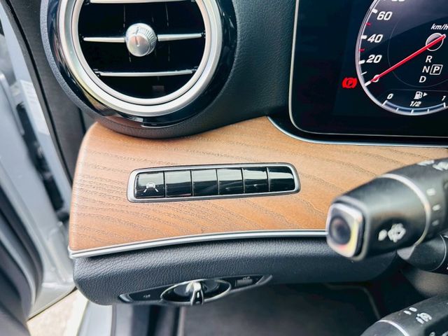 E-CLASS ESTATE S213  第13張相片