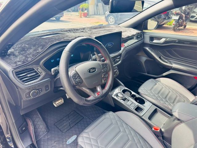 FOCUS WAGON  第12張相片
