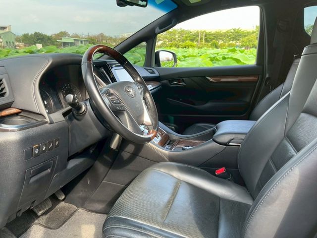 ALPHARD  第16張相片