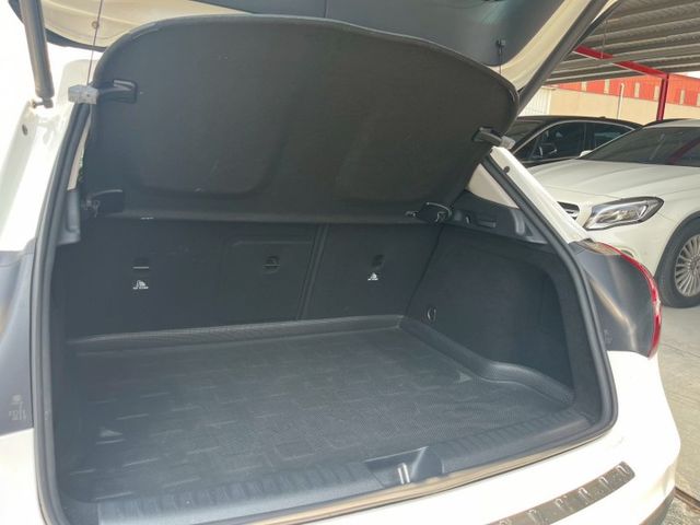 GLA-CLASS X156  第10張相片