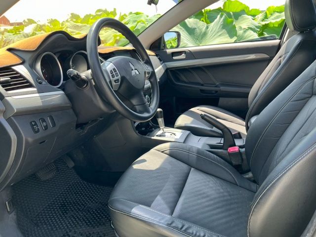 LANCER FORTIS  第13張相片