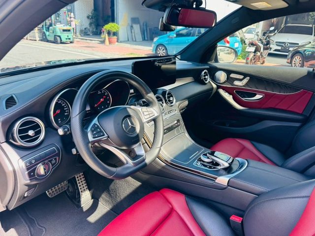 GLC-CLASS COUPE  第13張相片