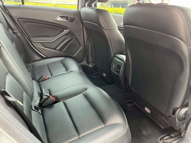 A-CLASS W176  第14張相片