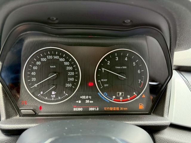 2 SERIES ACTIVE TOURER  第12張相片