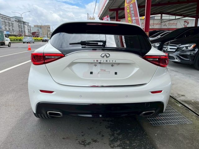 Q30  第11張相片