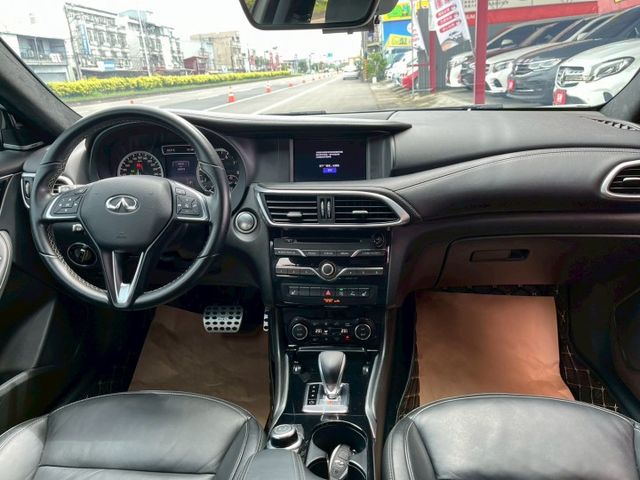 Q30  第19張相片