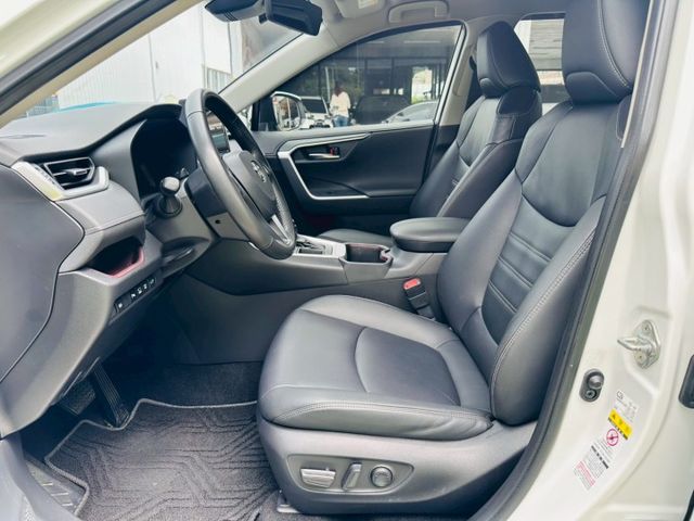 RAV4  第10張相片