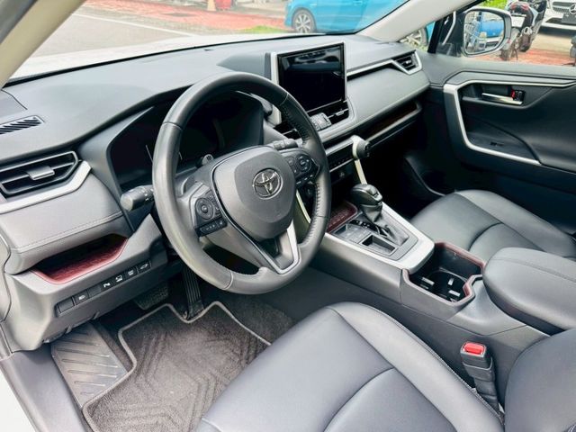 RAV4  第11張相片