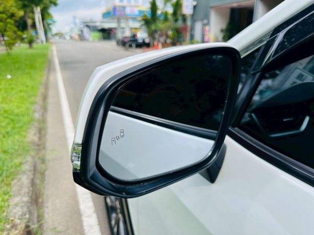 RAV4  第13張相片