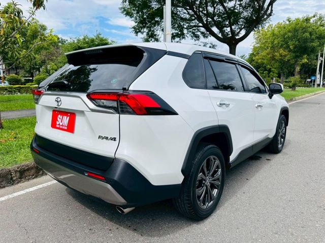 RAV4  第18張相片