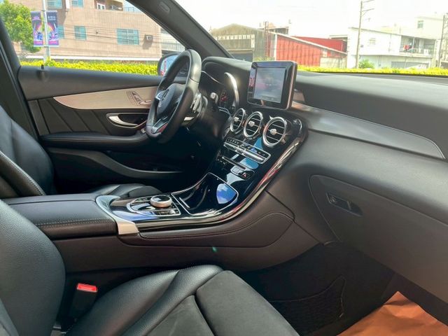 GLC-CLASS  第15張相片