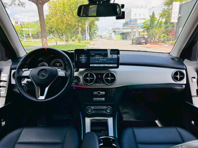 GLK-CLASS X204  第2張相片