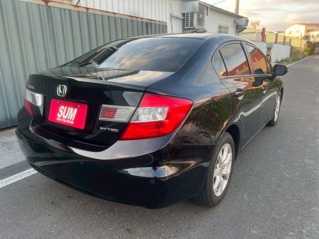 CIVIC  第8張相片