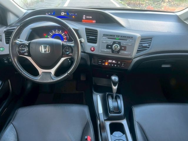 CIVIC  第11張相片