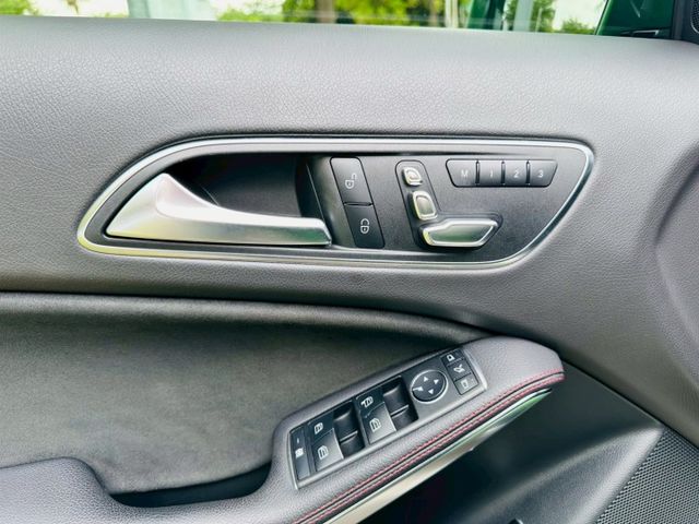 GLA-CLASS X156  第8張相片