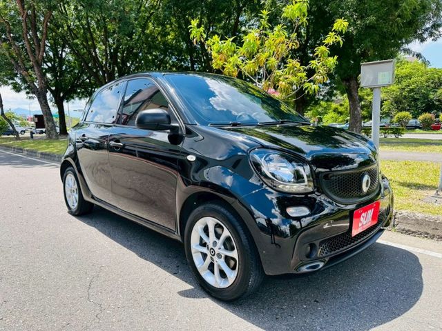 FORFOUR  第1張相片