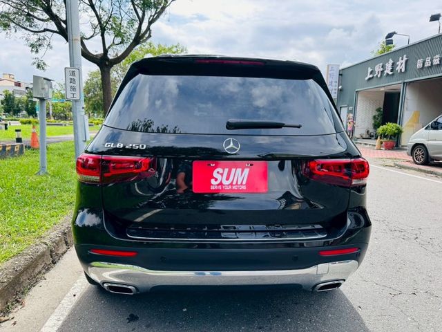 GLB-CLASS  第13張相片