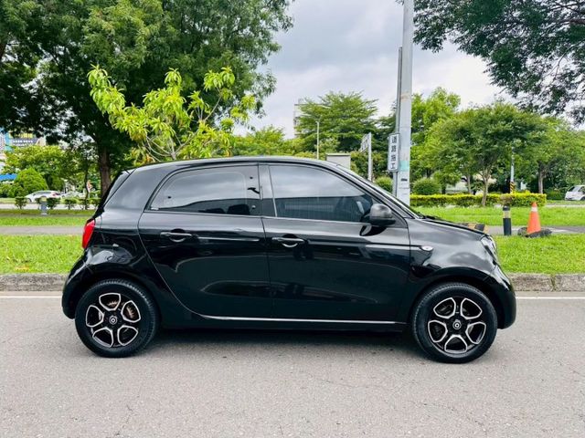 FORFOUR  第11張相片