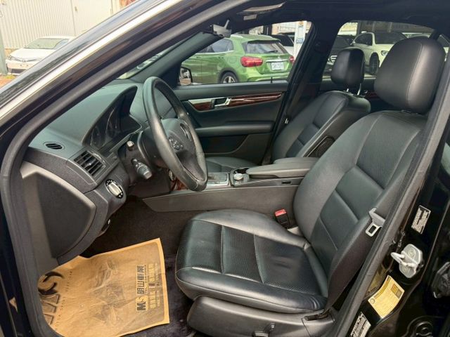 C-CLASS SEDAN W204  第3張相片