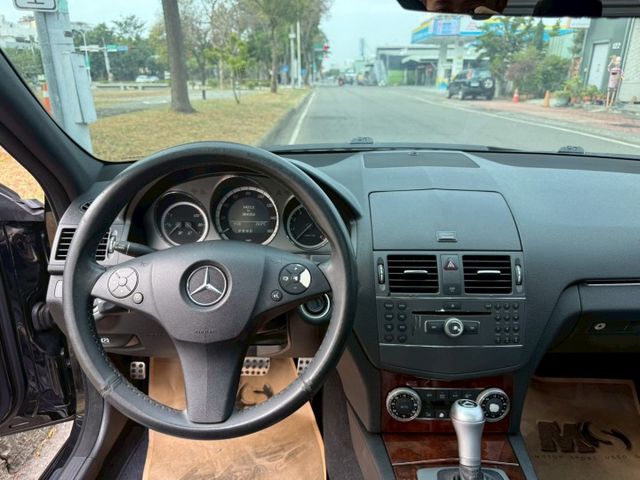 C-CLASS SEDAN W204  第7張相片