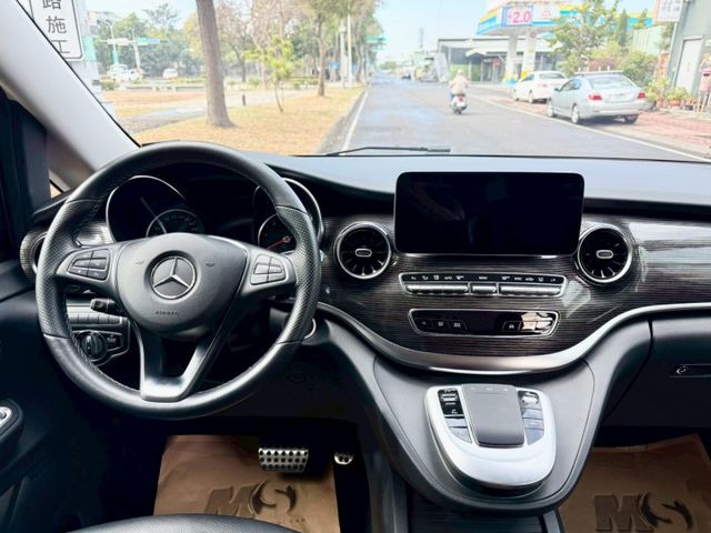 V-CLASS W447  第2張相片