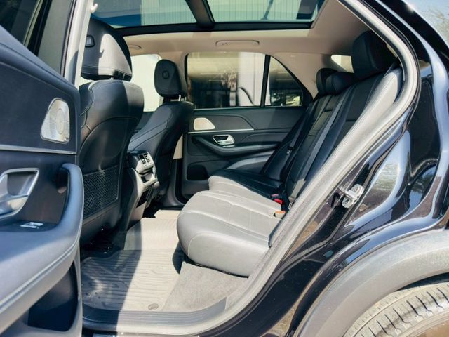 GLE-CLASS  第13張相片