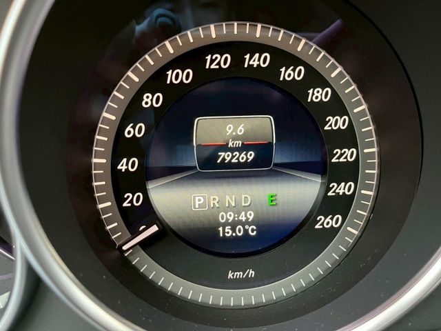 C-CLASS SEDAN W204  第3張相片