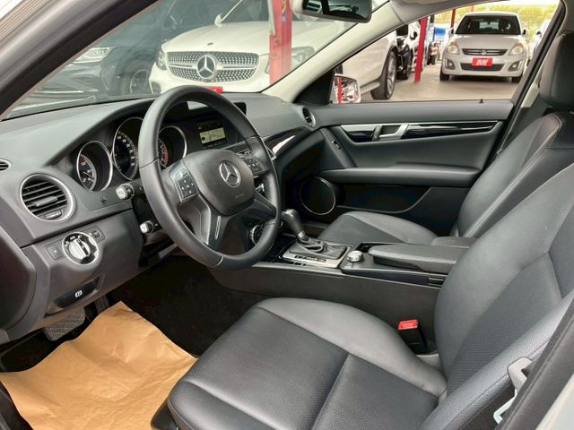 C-CLASS SEDAN W204  第9張相片