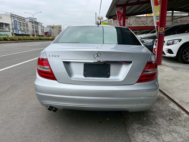C-CLASS SEDAN W204  第10張相片