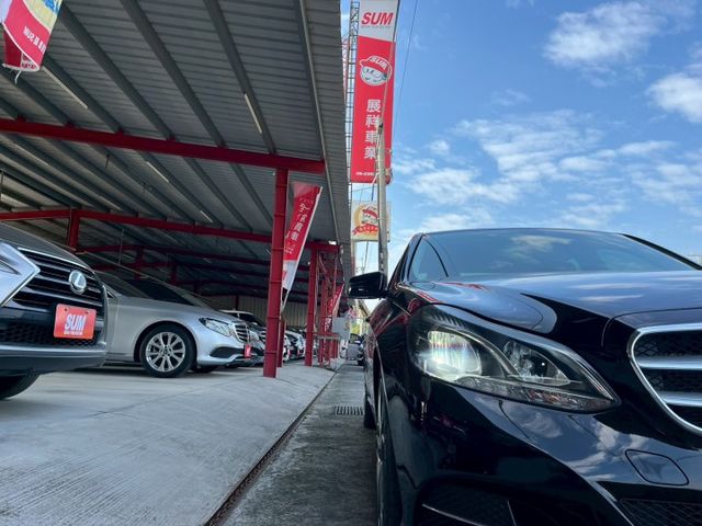 E-CLASS W212  第12張相片