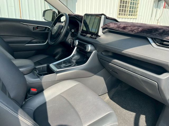RAV4  第10張相片