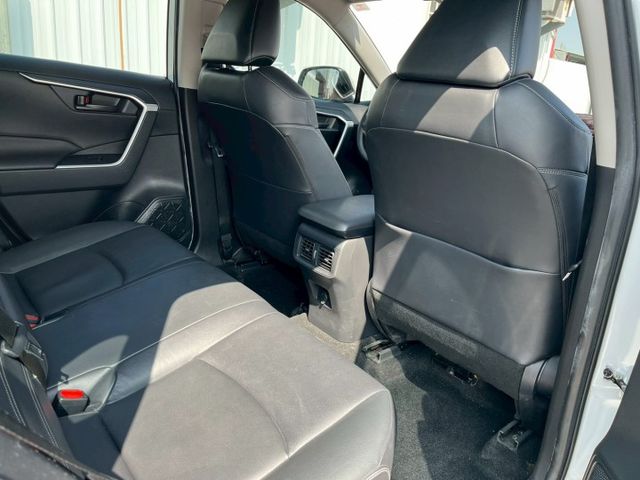 RAV4  第11張相片