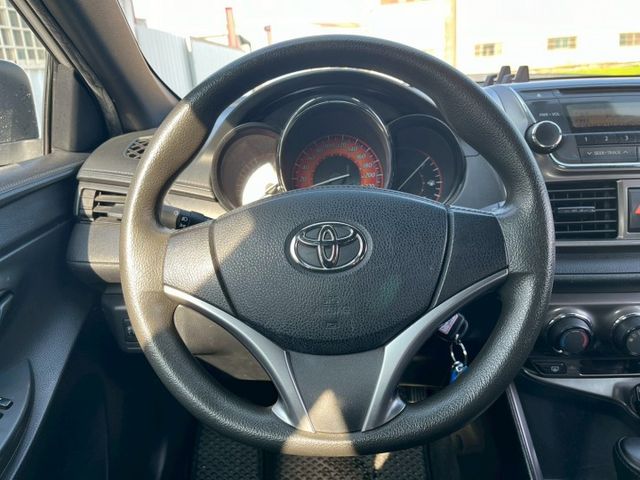 YARIS  第10張相片