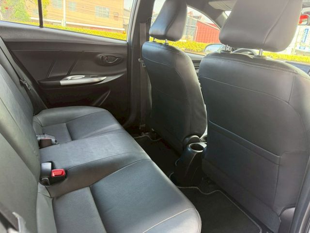 YARIS  第3張相片