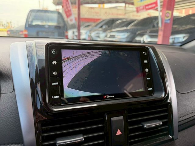 YARIS  第9張相片