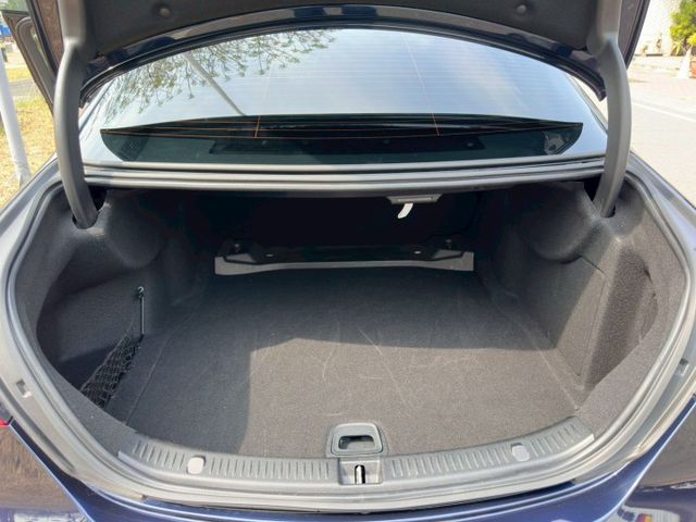 E-CLASS W213  第8張相片