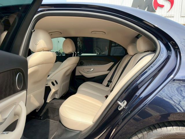 E-CLASS W213  第12張相片