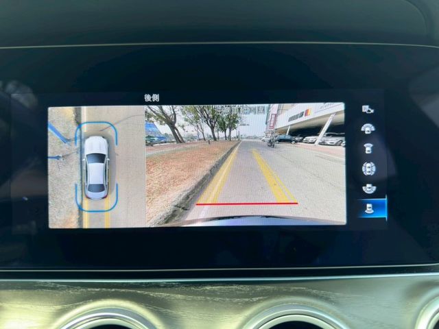 E-CLASS W213  第15張相片