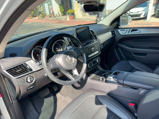 GLE-CLASS COUPE  第8張相片