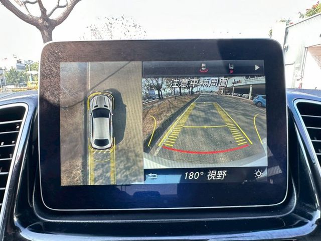 GLE-CLASS COUPE  第12張相片