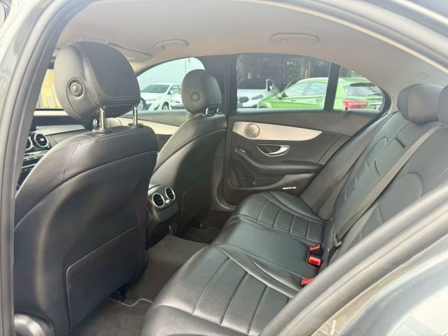 C-CLASS SEDAN W205  第12張相片