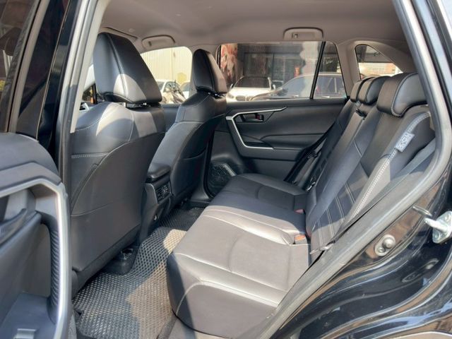 RAV4  第9張相片
